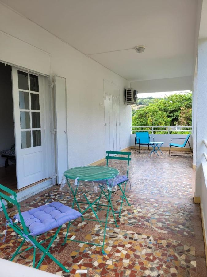 Logement Acces Piscine Basse-Terre Eksteriør billede